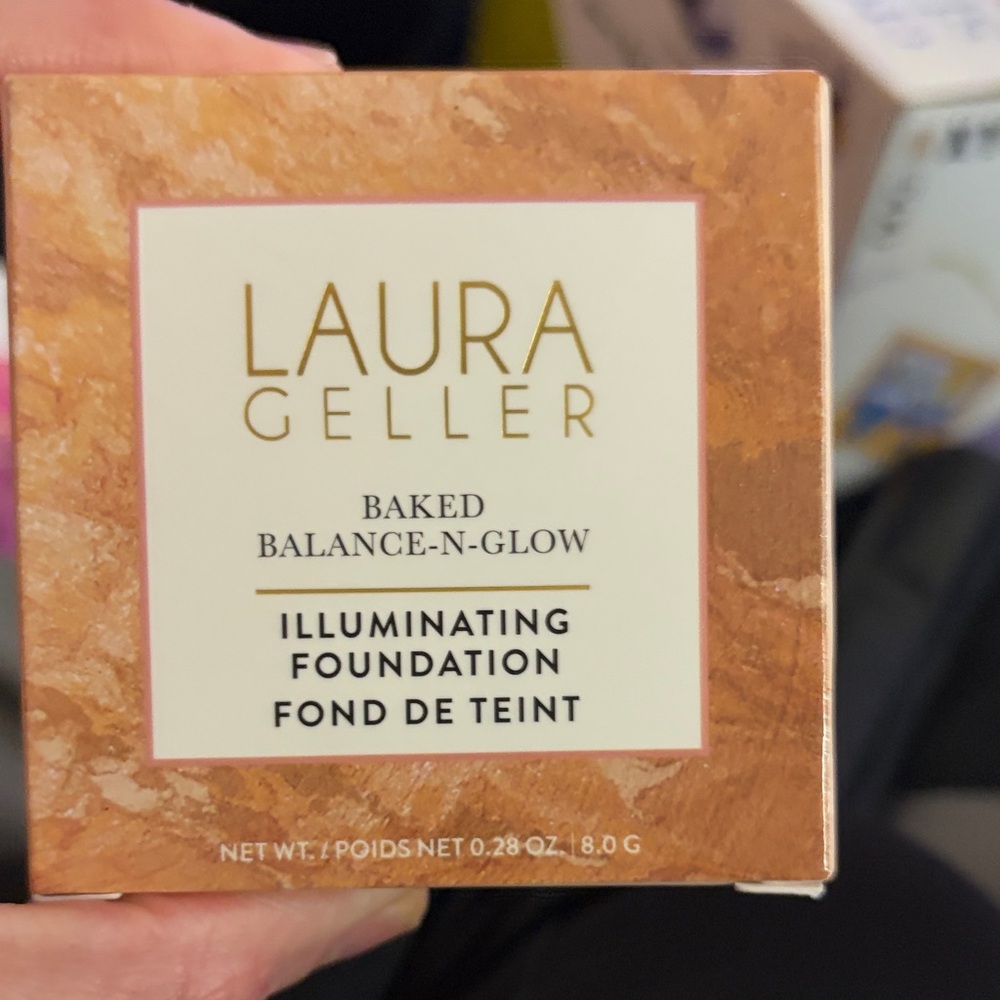 Laura Geller Baked Balance-N-Glow Illuminating Foundation - Warm Brown